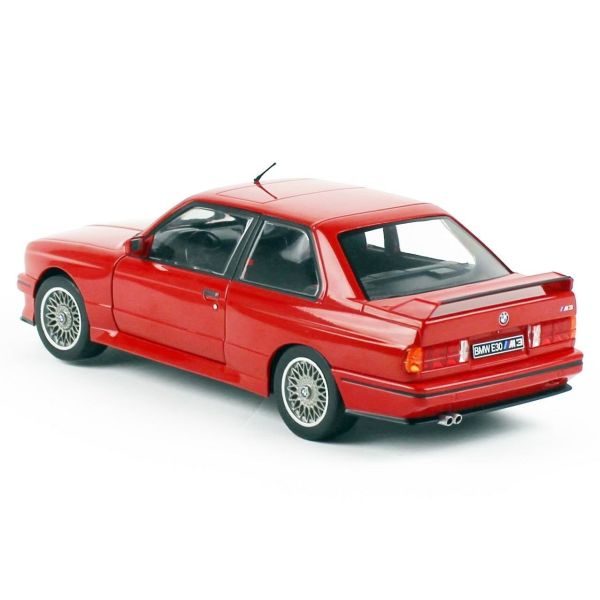 Solido 1801502 1/18 Ölçek 1986 Bmw M3 E30 Sport Evo, Kırmızı, Sergilemeye Hazır Metal Araba Modeli