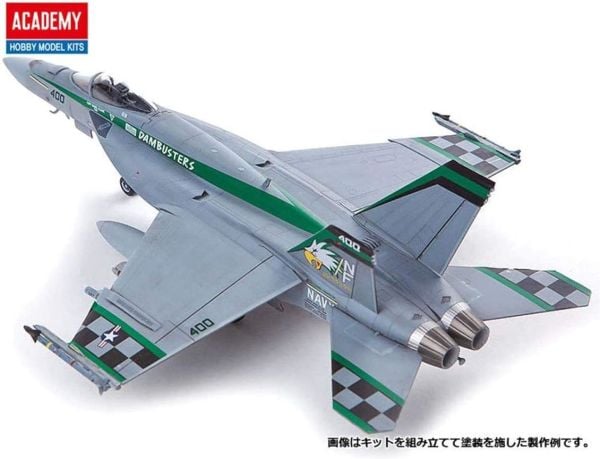 Academy 12565 1/72 Ölçek, USN F/A-18E (VFA-195 Chippy Ho) Savaş Uçağı, Plastik Model kiti