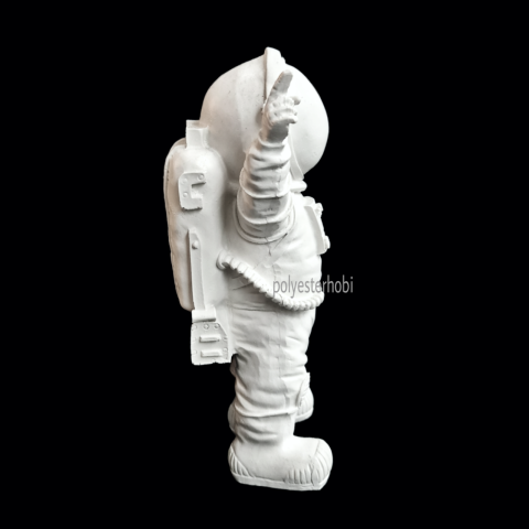 Ob 1537 - Astronot Midi Masaüstü Ham Polyester Obje