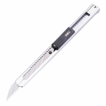 Deli 30 Derece Eğimli Dar Maket Bıçağı 9 mm 2034