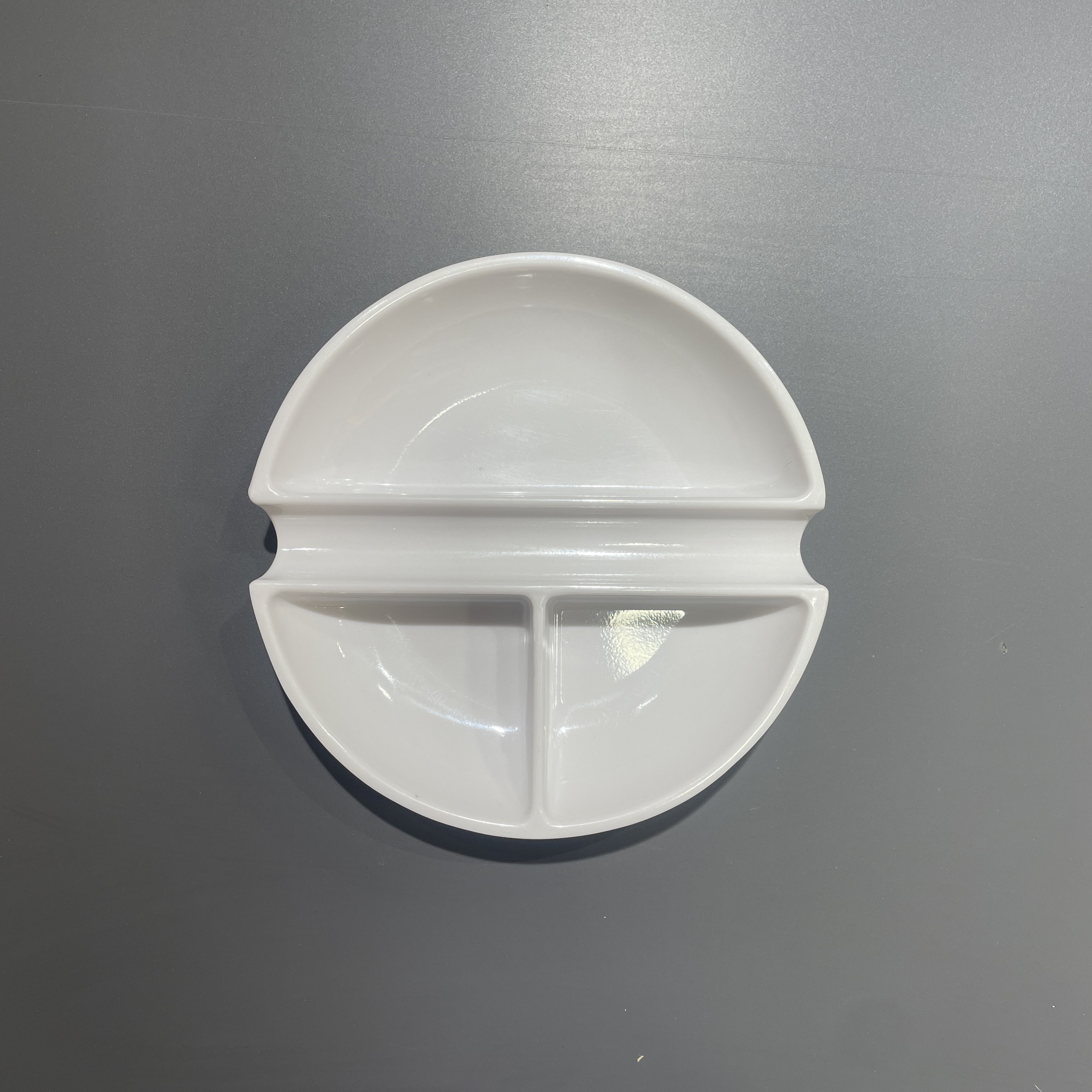 Vera Sanat Geniş 3 Godeli Fırça Bölmeli 12 cm Sert Plastik Palet