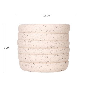Beton Saksı Yatay Kabartma Çizgili Krem 7,5x7 Cm.