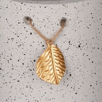 Seramik Saksı Gold Yaprak Aksesuarlı Beyaz 10,5x10,2 Cm.