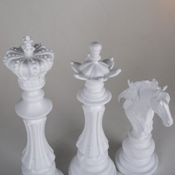 Veramaya Beyaz Şah Vezir At Satranç Biblo 3 Lü Set