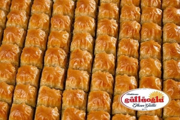 Fıstıklı Kuru Baklava 1 kg