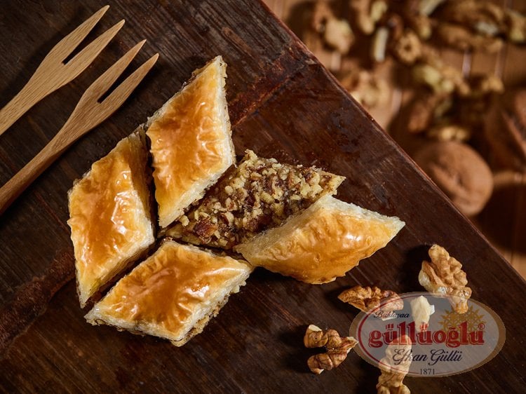 Cevizli Baklava 3 kg Tepsi
