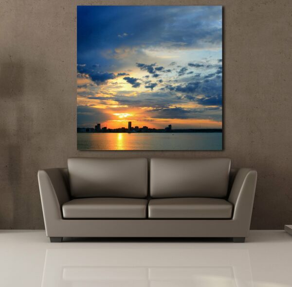 BULUTLU GÖKYÜZÜ ARASINDAN ÇIKAN GÜNEŞ KANVAS TABLO