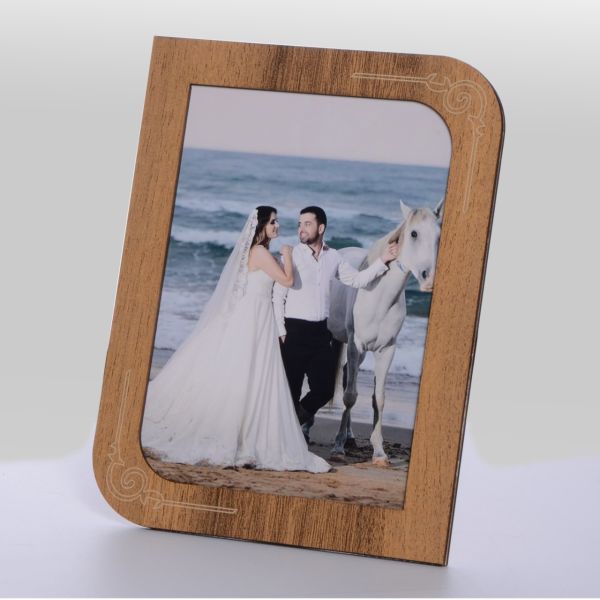AHŞAP YERLİ CEVİZ RENGİ RESİM ÇERÇEVE 15*21