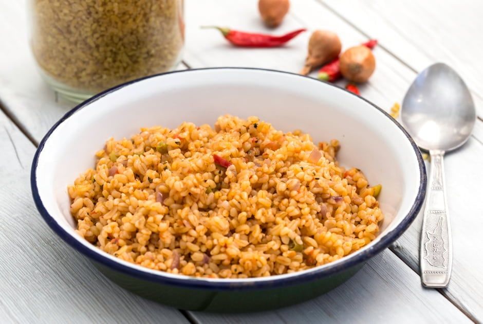 Domatesli Bulgur Pilavı Tarifi