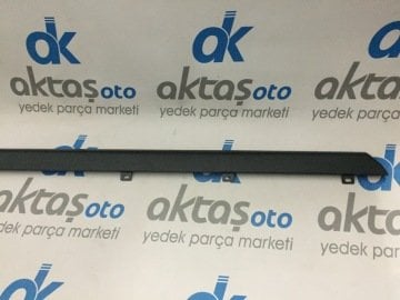 Kapı Döşeme Üst Plastiği Sağ Ön Şahin Kartal