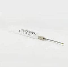 Kuş Besleme Enjektörü. Plastik. 5 ml + 14G Çelik Kanül. Düz
