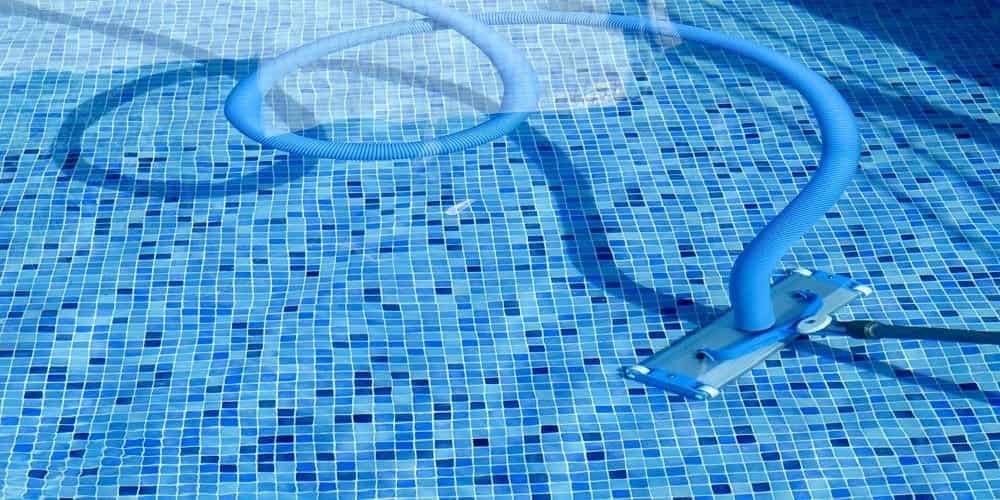 Havuz Dip Temizliği Nasıl Yapılır?