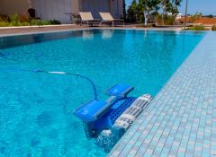 Dolphin M 400 Havuz Robotu Taşıma Arabalı