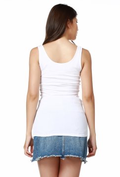 Basic T-Shirt mit weißen Trägern