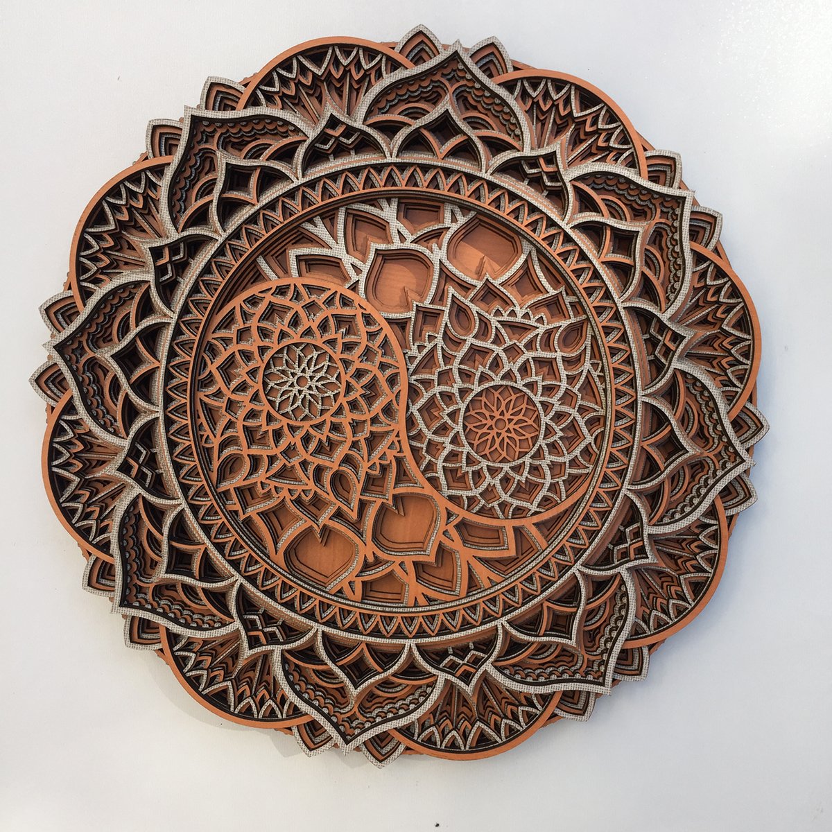 Mandala Wanddeko rund braun