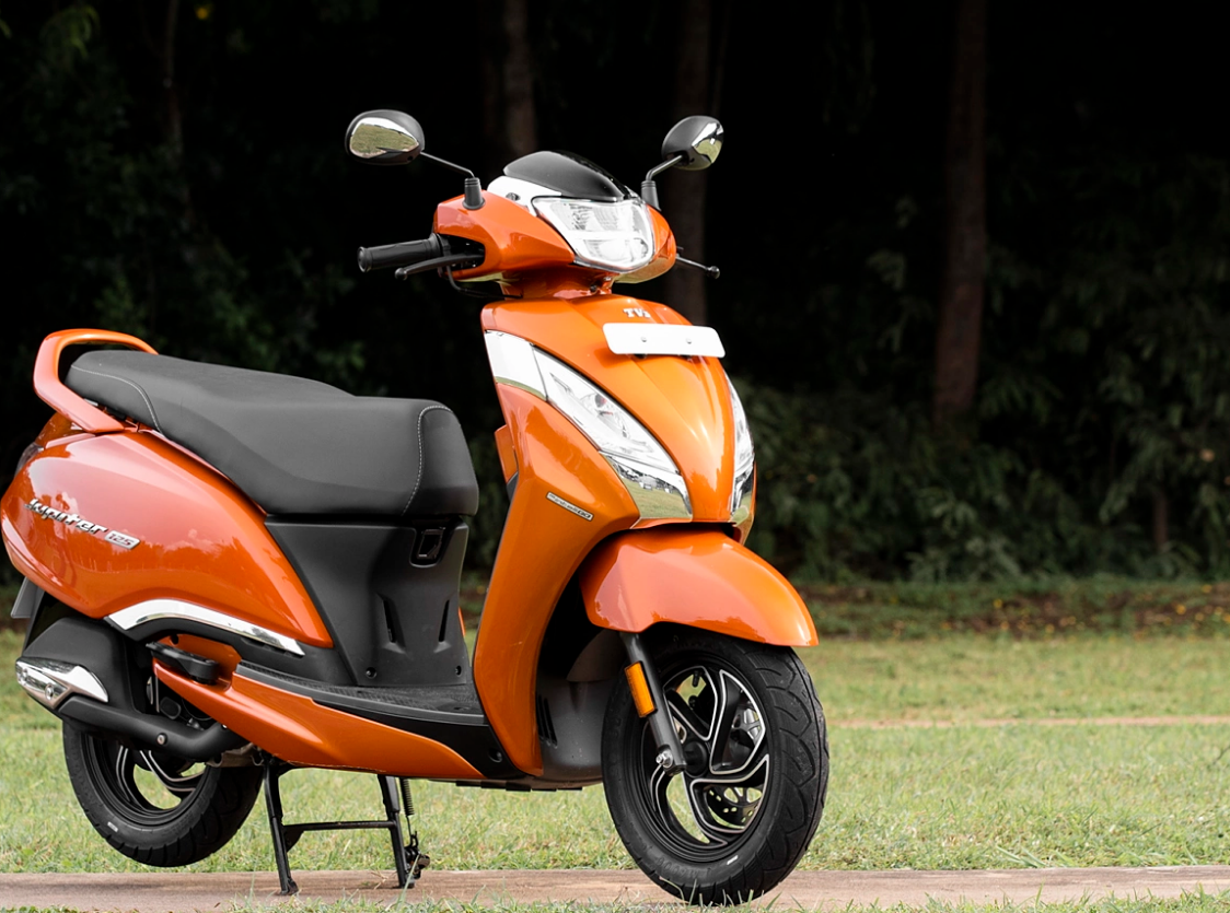Tvs scooty 125 hotsell