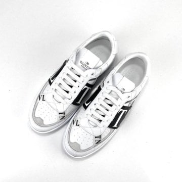 VALENTİNO SNEAKER %HAKİKİ DERİ