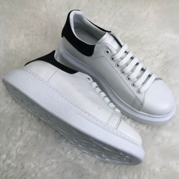 ALEXANDER McQueen %HAKİKİ DERİ BAYAN SNEAKER BEYAZ SİYAH