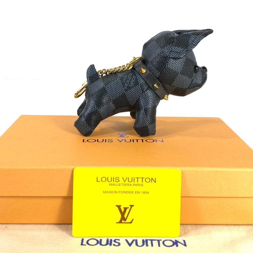 LOUİS VUİTTON DOG CHARM KEYCHAİN  ÇANTA SÜSÜ VE ANAHTARLIK