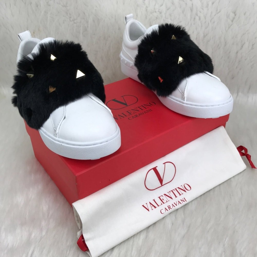 VALENTİNO SNEAKER %HAKİKİ DERİ