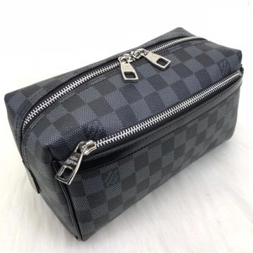 LOUIS VUITTON DAMİER GRAPHİTE TOILETRY KİT BAG