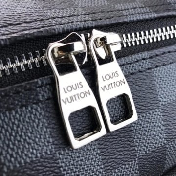 LOUIS VUITTON DAMİER GRAPHİTE TOILETRY KİT BAG