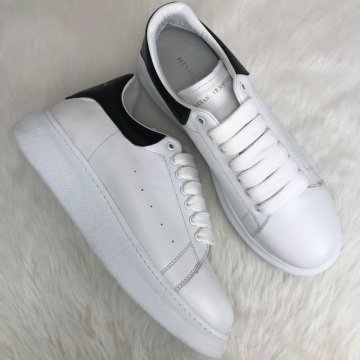ALEXANDER McQueen %HAKİKİ DERİ ERKEK SNEAKER BEYAZ SİYAH