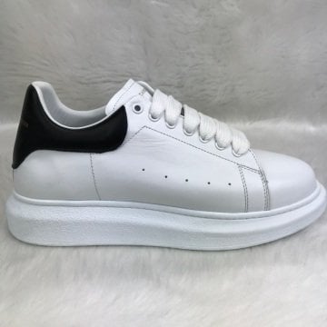 ALEXANDER McQueen %HAKİKİ DERİ ERKEK SNEAKER BEYAZ SİYAH