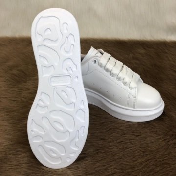 ALEXANDER McQueen %HAKİKİ DERİ SNEAKER BEYAZ