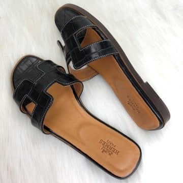 HERMES ORAN SANDALS KROKO DESENLİ %100 HAKİKİ DERİ SİYAH