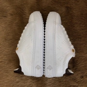 LOUİS VUİTTON TİME OUT SNEAKER %HAKİKİ DERİ