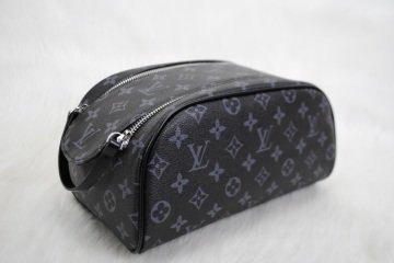 LOUIS VUITTON MONOGRAM CANVAS KING SIZE TOILETRY BAG