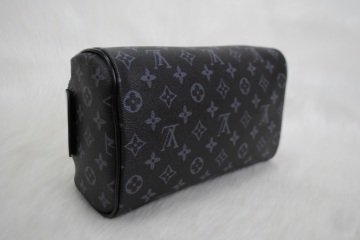 LOUIS VUITTON MONOGRAM CANVAS KING SIZE TOILETRY BAG
