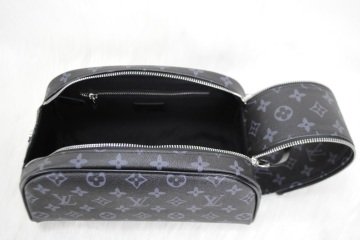 LOUIS VUITTON MONOGRAM CANVAS KING SIZE TOILETRY BAG