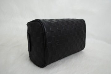 LOUIS VUITTON İNFİNİ KING SIZE TOILETRY BAG