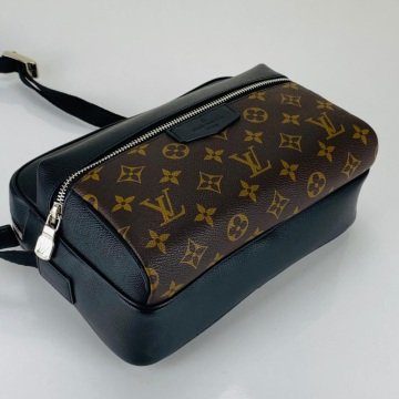 LOUİS VUİTTON OUTDOR MESSENGER CANVAS ERKEK POSTACI %100 HAKİKİ DERİ