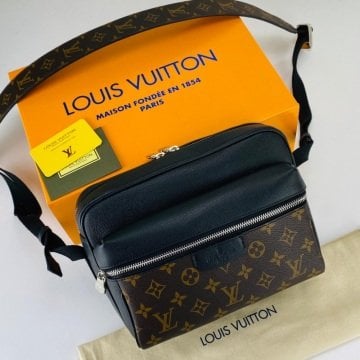 LOUİS VUİTTON OUTDOR MESSENGER CANVAS ERKEK POSTACI %100 HAKİKİ DERİ