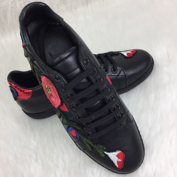 GUCCİ SNEAKERS BAYAN AYAKKABI %HAKİKİ DERİ