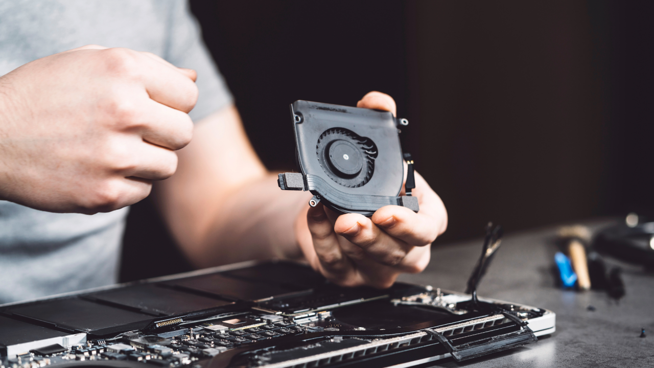 Laptop Fan Temizliği Nasıl Yapılır? Isınma Sorunlarına Karşı Önlemler
