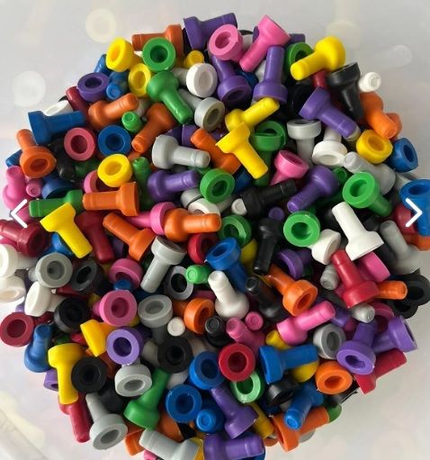 Renkli Plastik Oyun Piyonu 1.000 Adet