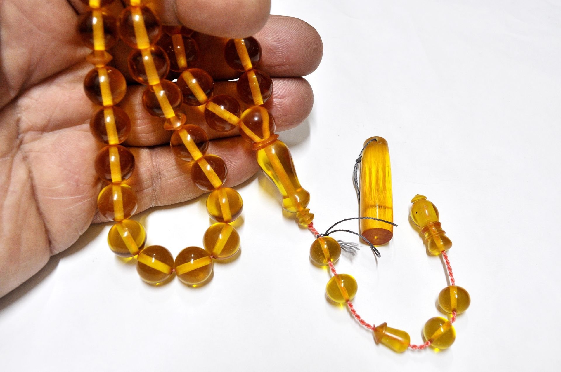 Ateş Kehribar Tesbih 12*12 mm (KHR-11043)