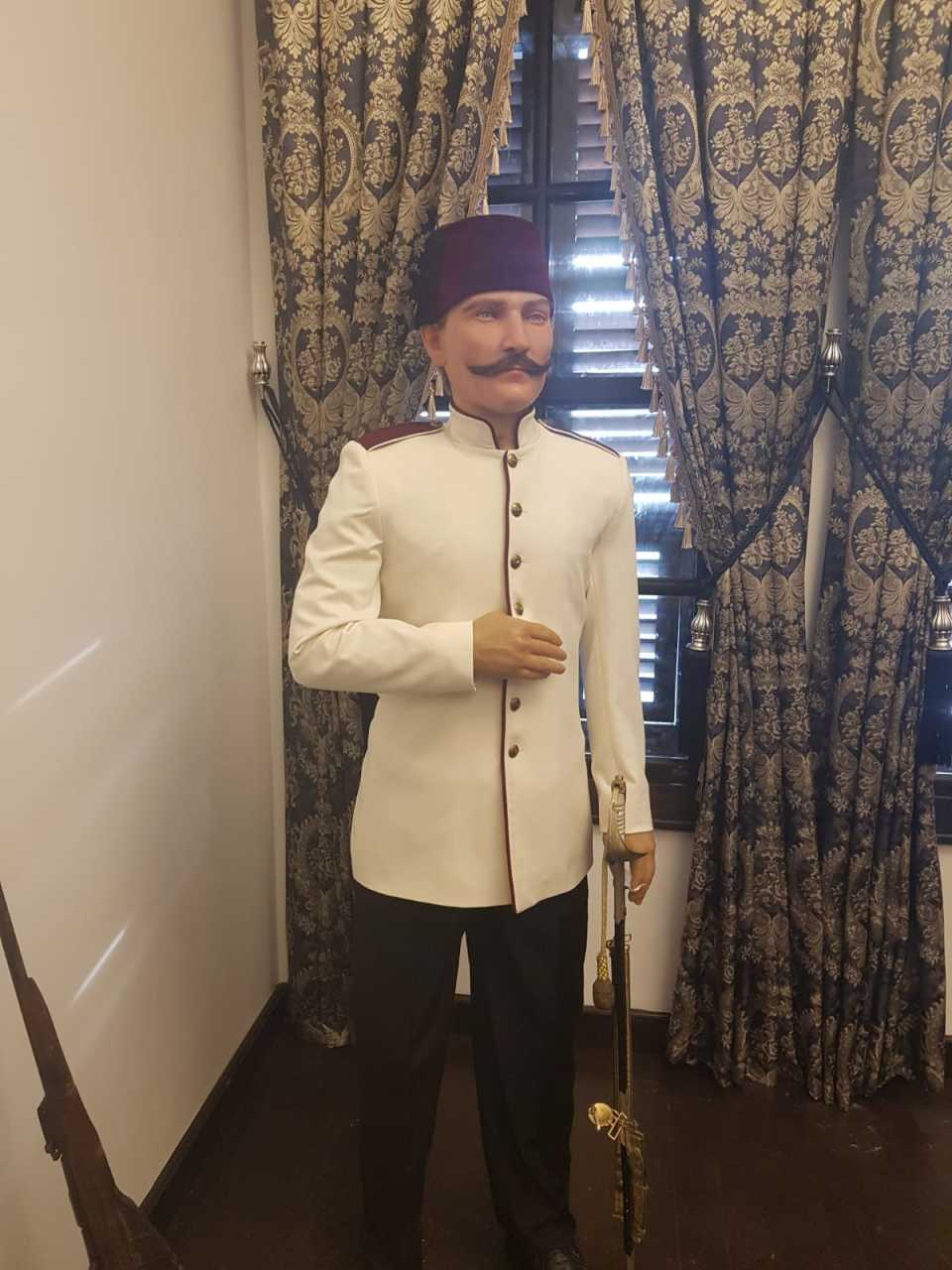 Atatürk Silikon Balmumu Heykeli