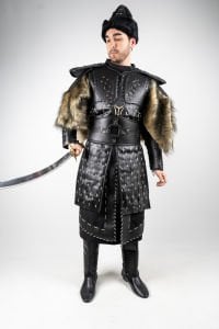 Diriliş Ruhunun Zırhı – Ertuğrul Gazi Kostümü