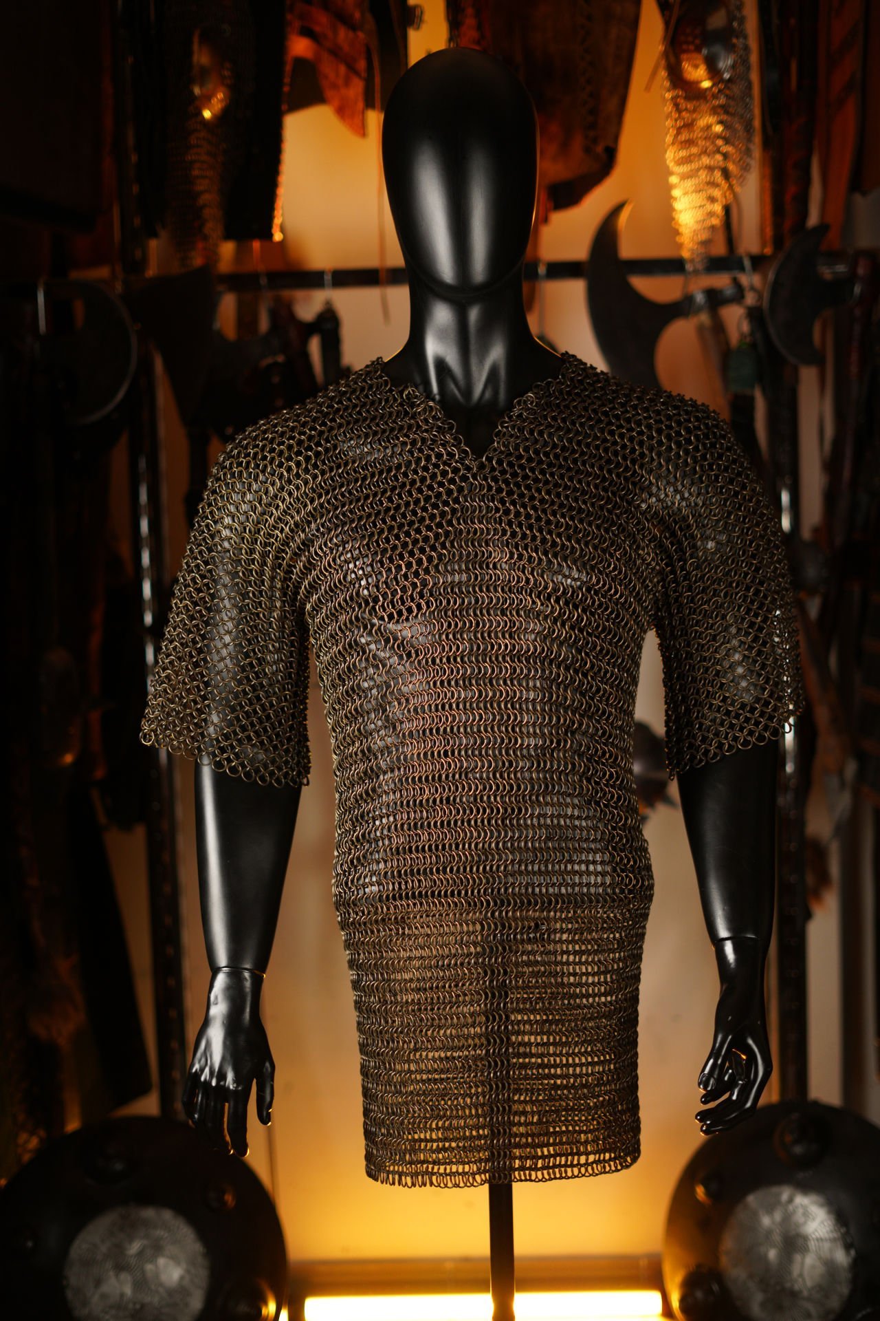 Steel Armor Outfit (Antique Yellow)