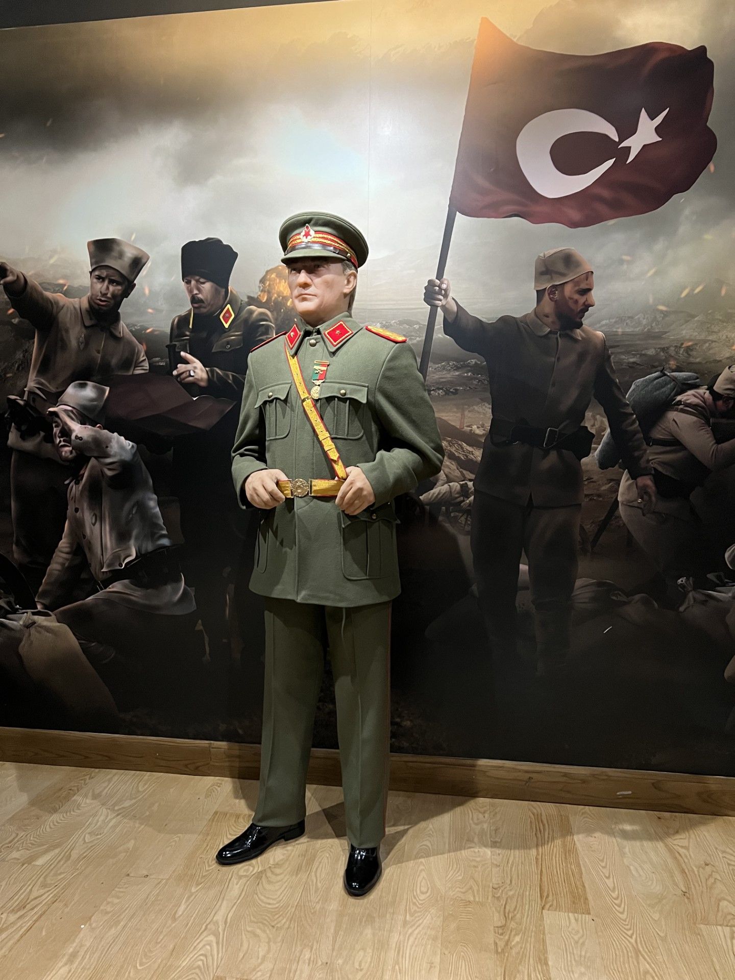 Atatürk Balmumu Heykeli