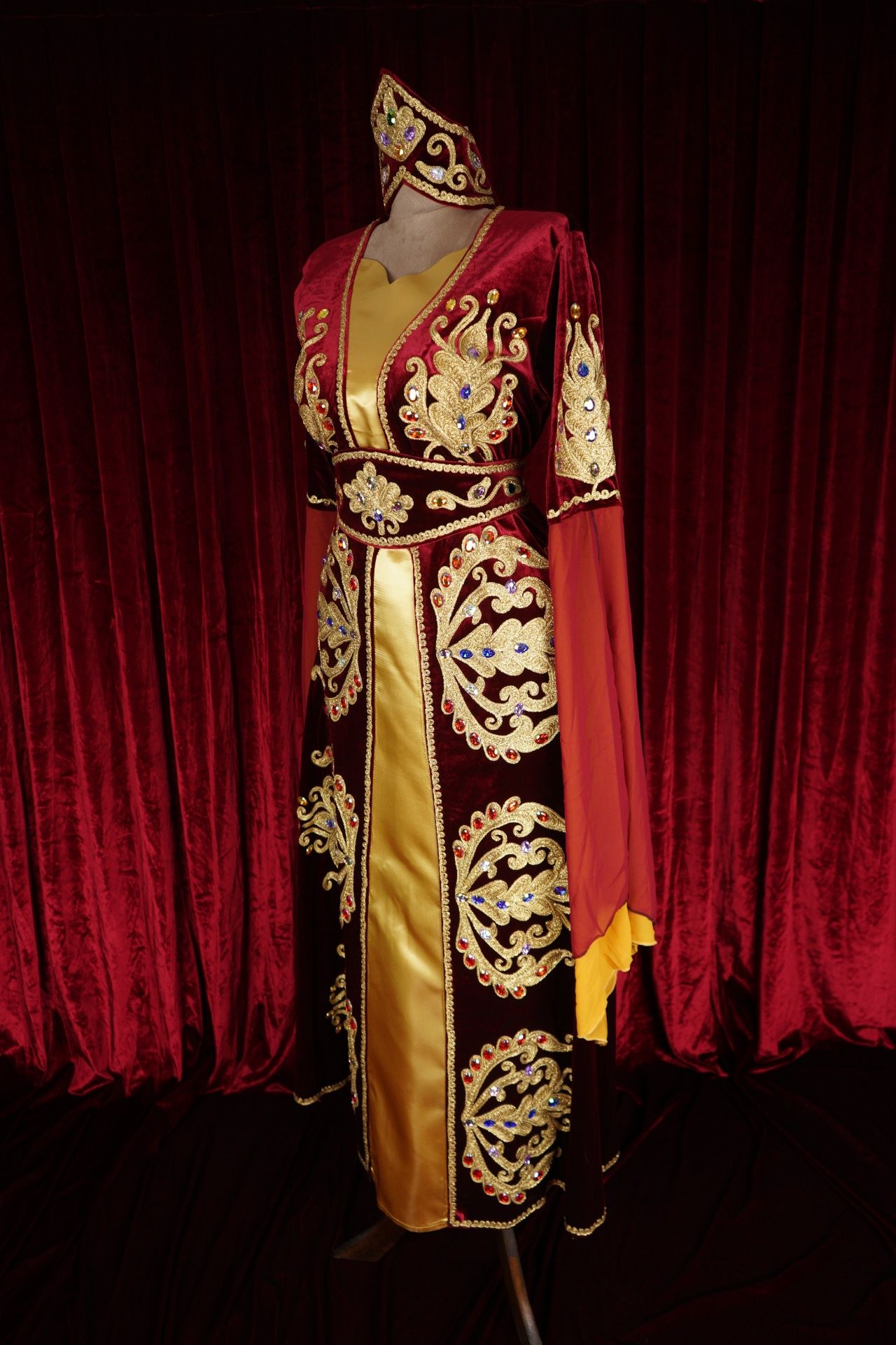 Osmanlı Sultan Saray Kostümü