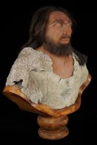 İlk İnsan – Homo Sapiens Balmumu Silikon Heykeli (FİYAT ALINIZ)