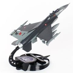 AkbaModel 1/48 F-16 Kurt Filo Muharip Savaş Uçağı, Sergilemeye Hazır Standlı Model
