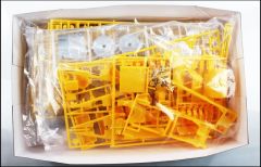 AMT 1086 1/25 Construction Bulldozer İş Makinası Demonte Plastik Maketi