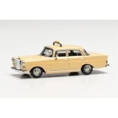 Herpa 095693 1/87 Ölçek Mercedes-Benz 200 (W110) Taksi, Sergilemeye Hazır Model Araç